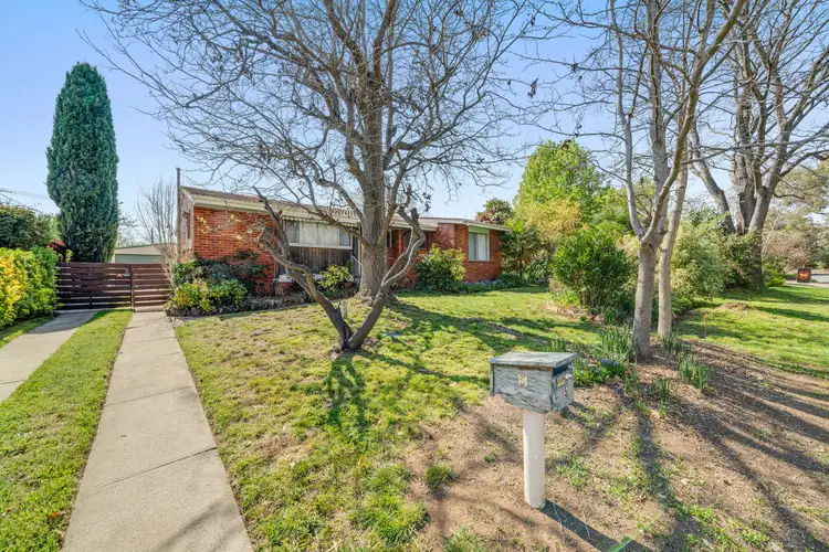 Second view of Homely house listing, 5 Dobbie Place, Watson ACT 2602