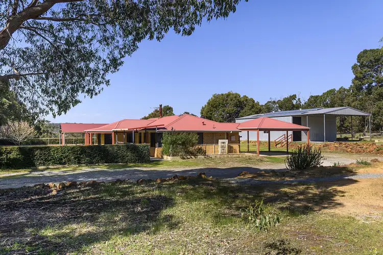 27 Wychwood Close, Bullsbrook WA 6084