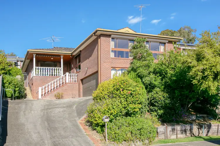 5 Warriparri Crescent, Greensborough VIC 3088