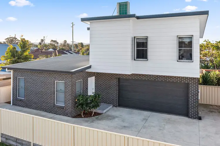Main view of Homely house listing, 3/6 Antrim Avenue, Warilla NSW 2528