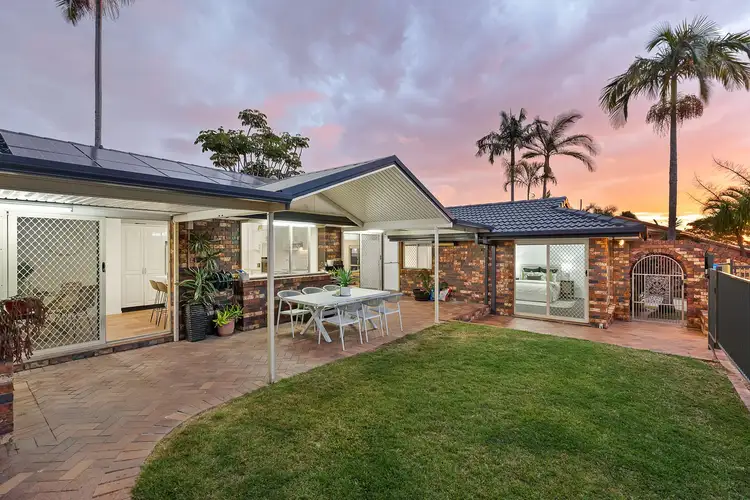 21 Coolidge Court, Stretton QLD 4116