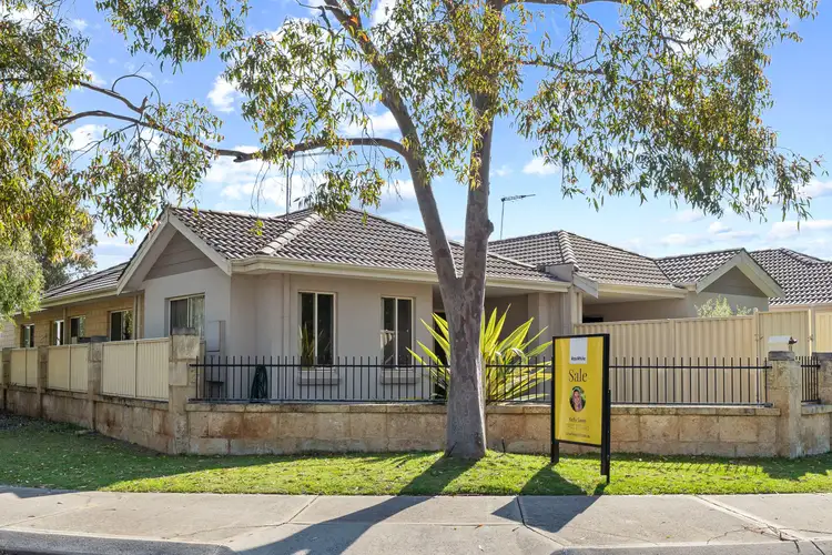 1A CLIVEDEN Avenue, Wellard WA 6170