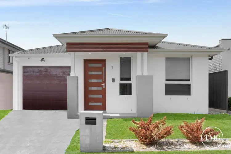 7 Storksbill Avenue, Denham Court NSW 2565