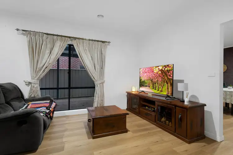 Fourth view of Homely house listing, 8 Spring Circuit, Pakenham VIC 3810