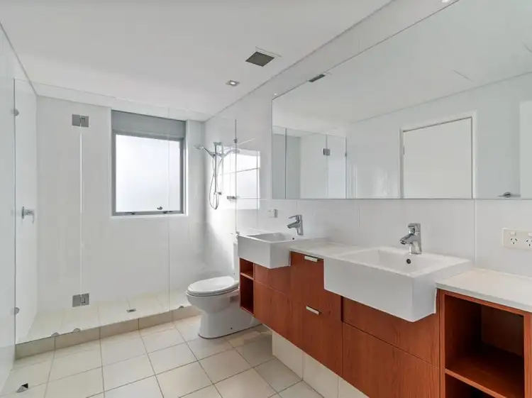 Sixth view of Homely apartment listing, 8/47 Tully Road, East Perth WA 6004