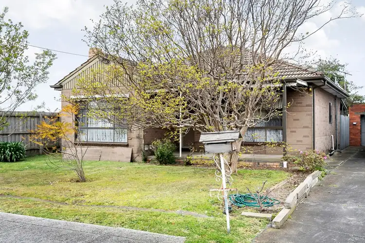 4 Jensen Street, Hadfield VIC 3046
