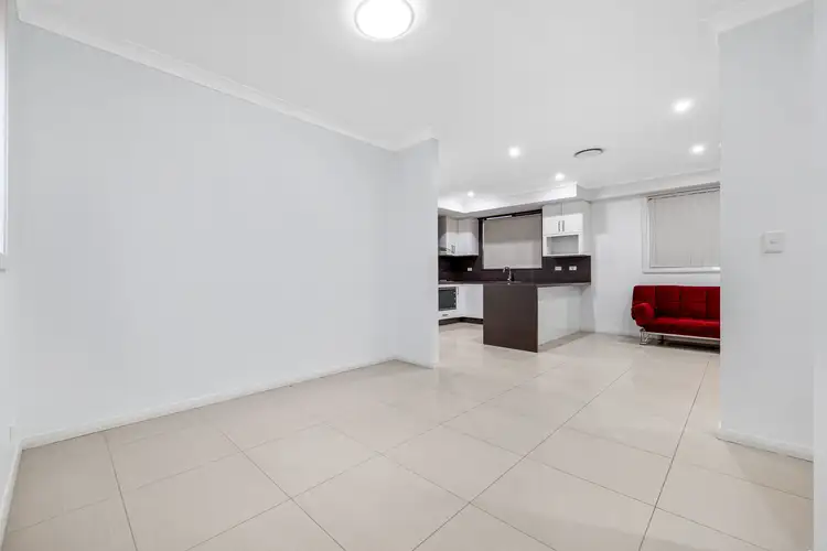Fifth view of Homely house listing, 8a Minnamurra Circuit, Prestons NSW 2170