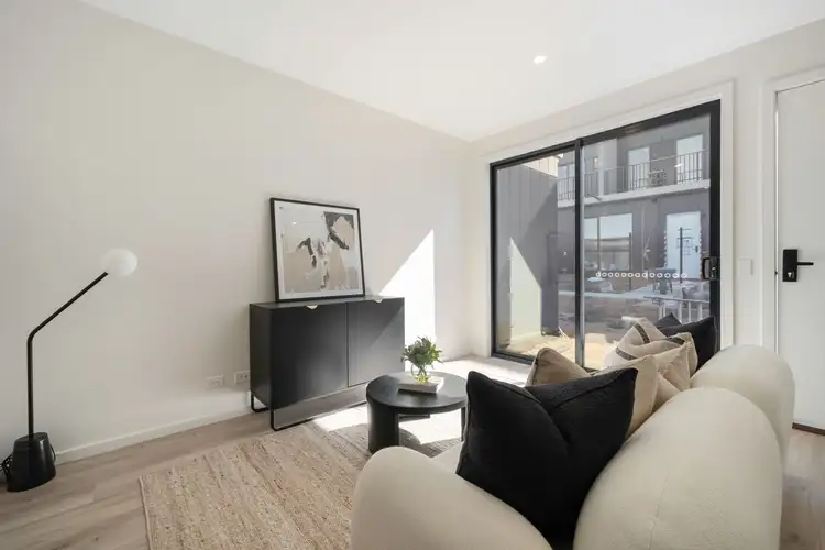 EKKO 1 Bedroom Courtyard Apartment, Whitlam ACT 2611