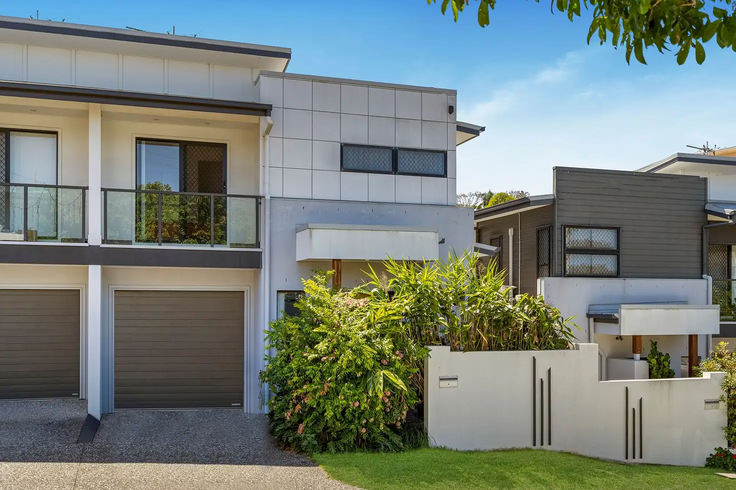 Main view of Homely townhouse listing, 8 Lauder Street, Mount Gravatt East QLD 4122