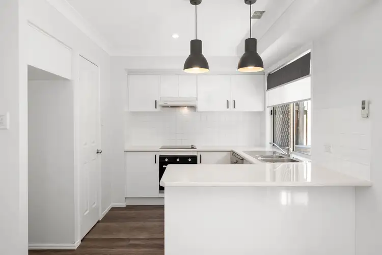 Sixth view of Homely townhouse listing, 35/10 Kaija Street, Mount Gravatt East QLD 4122