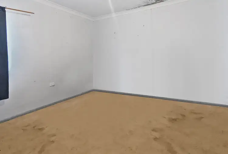 Fifth view of Homely house listing, 10 Mitchell Street, Dareton NSW 2717