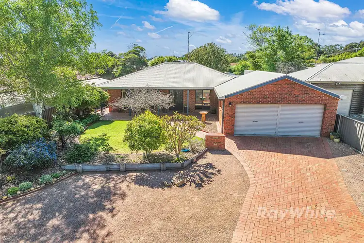 Second view of Homely house listing, 3 Rosendale Court, Echuca VIC 3564
