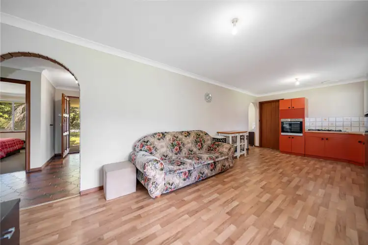 11 Widgee Road, Noranda WA 6062