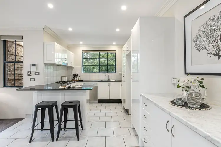 19/48-54 Cecil Avenue, Castle Hill NSW 2154