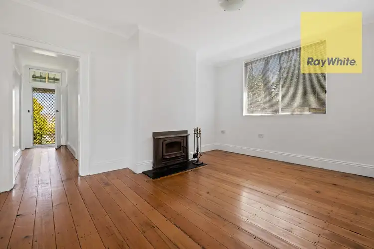 Fifth view of Homely house listing, 9 Horne Square, Goulburn NSW 2580