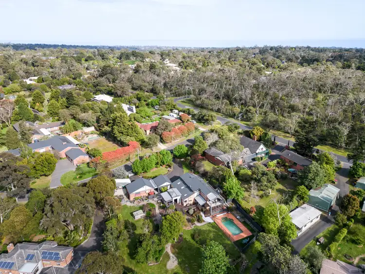 Second view of Homely house listing, 2 Merilyn Way, Frankston South VIC 3199