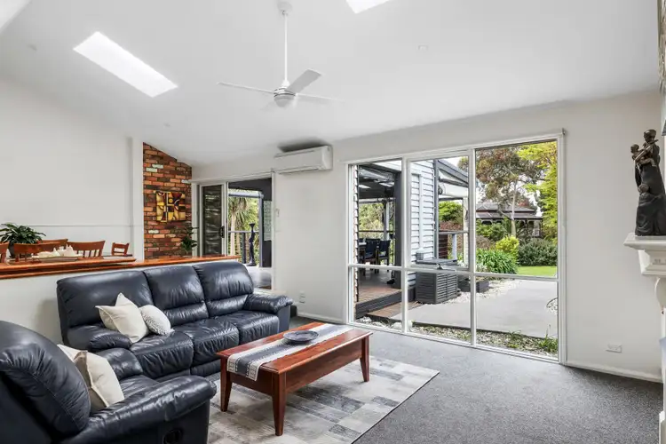 Sixth view of Homely house listing, 2 Merilyn Way, Frankston South VIC 3199