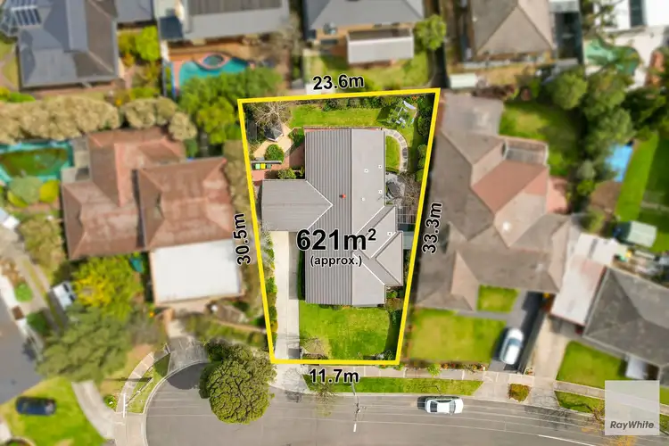 Second view of Homely house listing, 3 Taggerty Court, Keilor VIC 3036