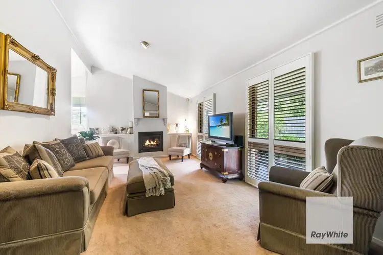 Fourth view of Homely house listing, 3 Taggerty Court, Keilor VIC 3036