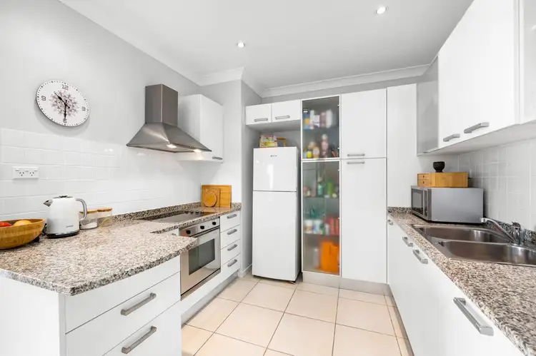 Fifth view of Homely unit listing, 6/92-94 Nudgee Road, Hamilton QLD 4007