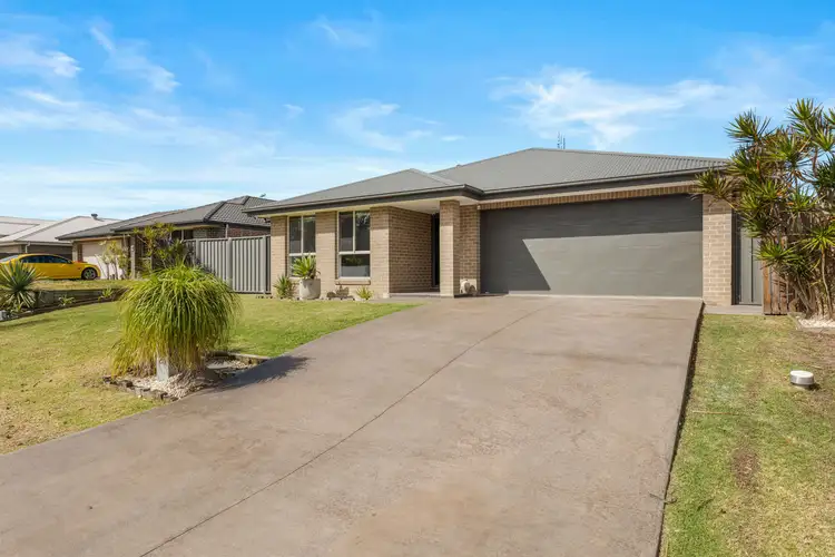 25 Bowerbird Street, South Nowra NSW 2541