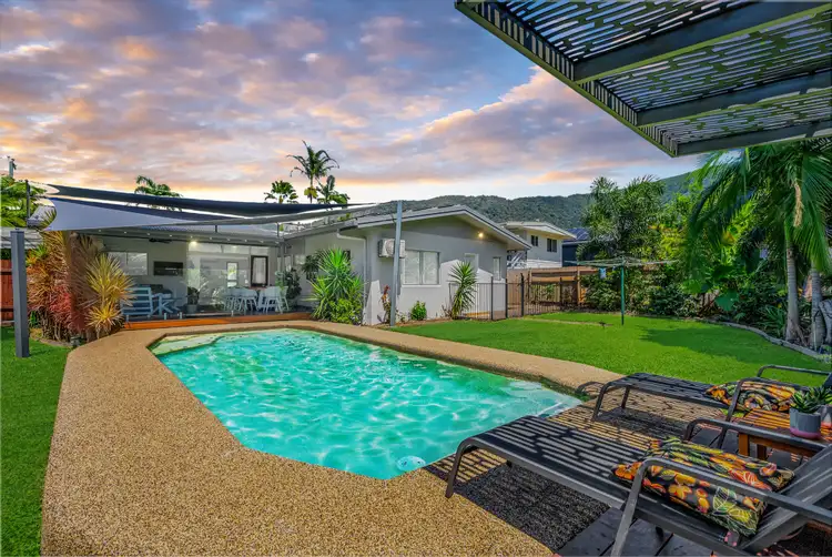 28 Terebra Street, Palm Cove QLD 4879