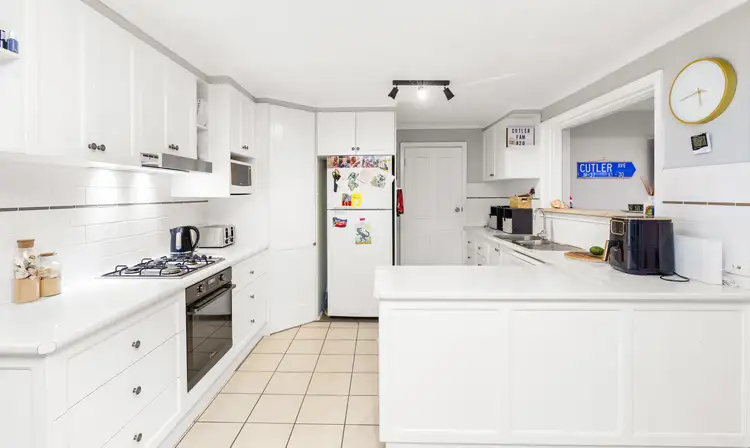 Fourth view of Homely house listing, 9 Undurra Drive, Glenfield Park NSW 2650