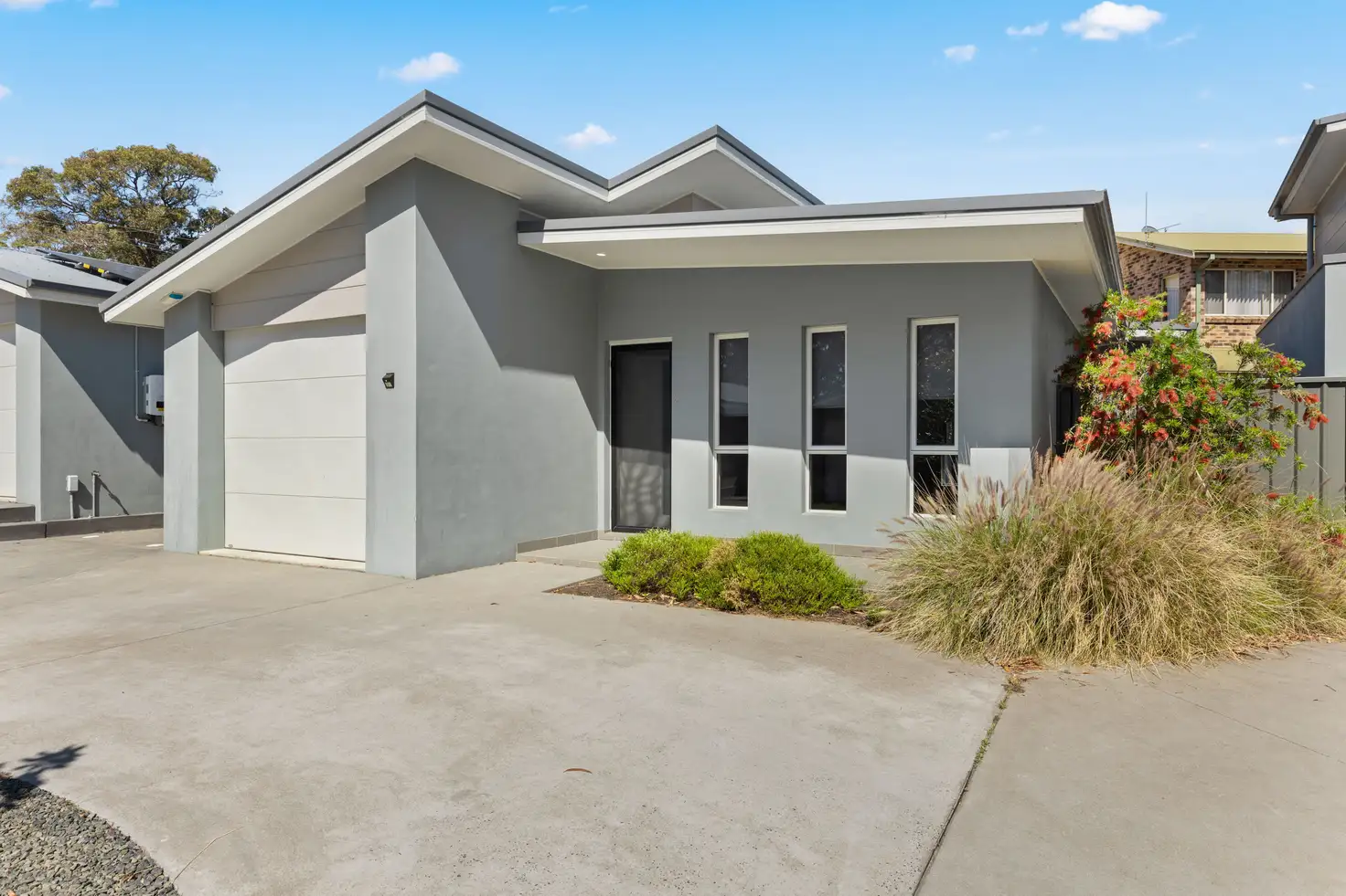 Main view of Homely unit listing, 2/41 Paradise Beach Road, Sanctuary Point NSW 2540