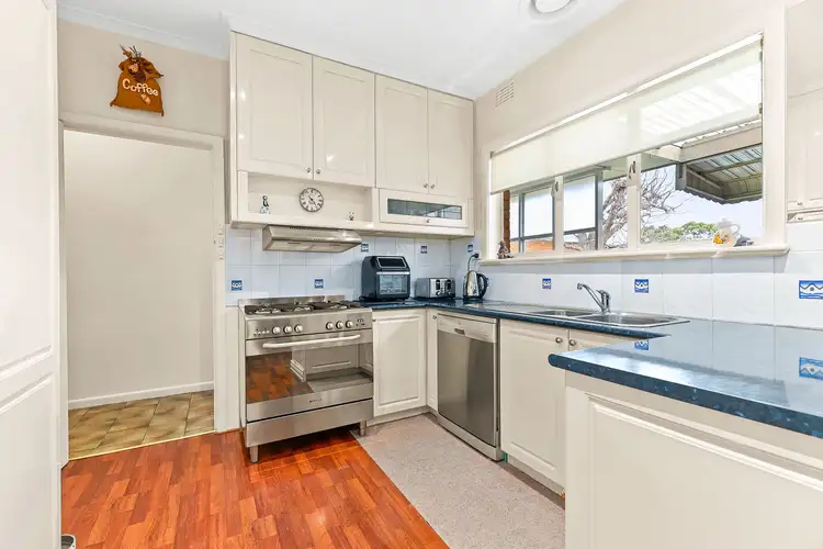 Fifth view of Homely house listing, 27 Pamela Street, Mount Waverley VIC 3149