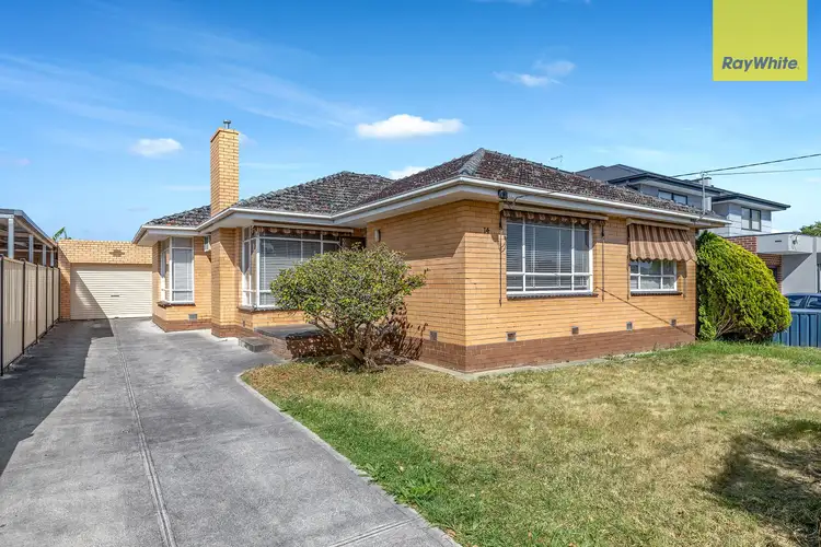 14 SouthWold Street, St Albans VIC 3021