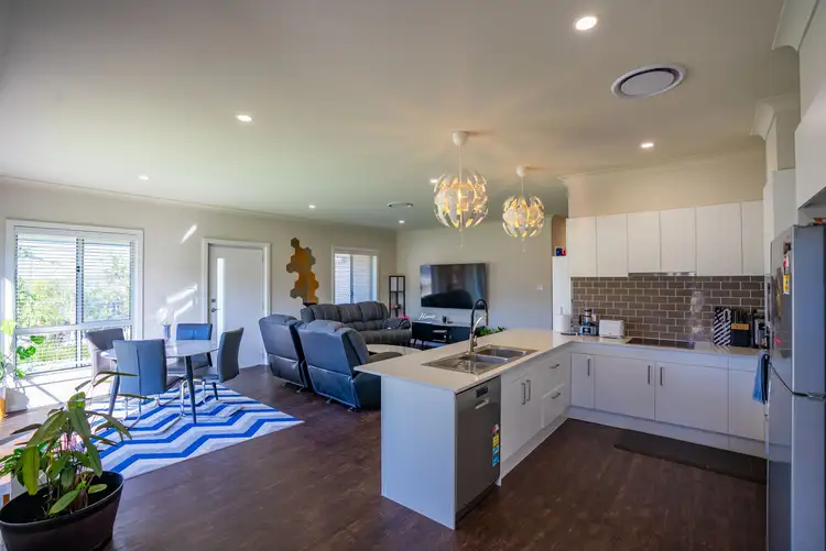 1/259 Warners Bay Road, Mount Hutton NSW 2290