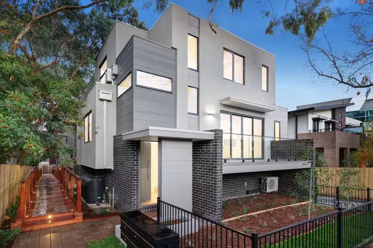 4/15 Station Street, Blackburn VIC 3130