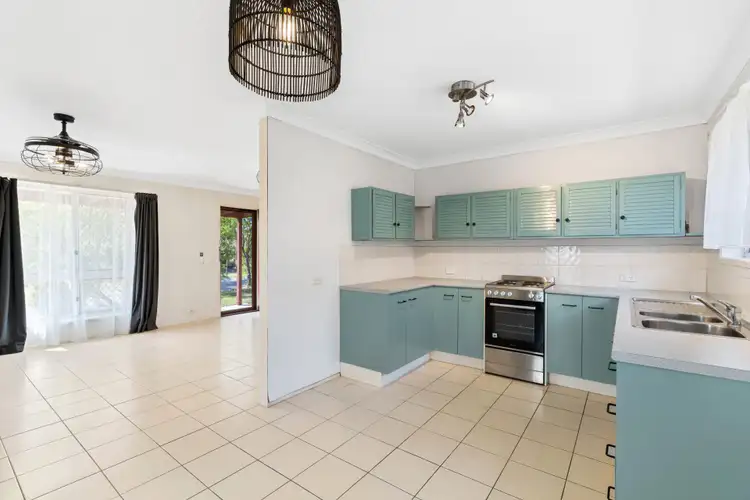 Fifth view of Homely house listing, 2 Europa Court, Runcorn QLD 4113