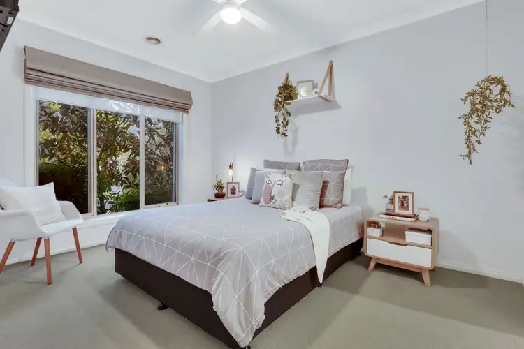 Second view of Homely house listing, 4 Bowral Loop, Craigieburn VIC 3064