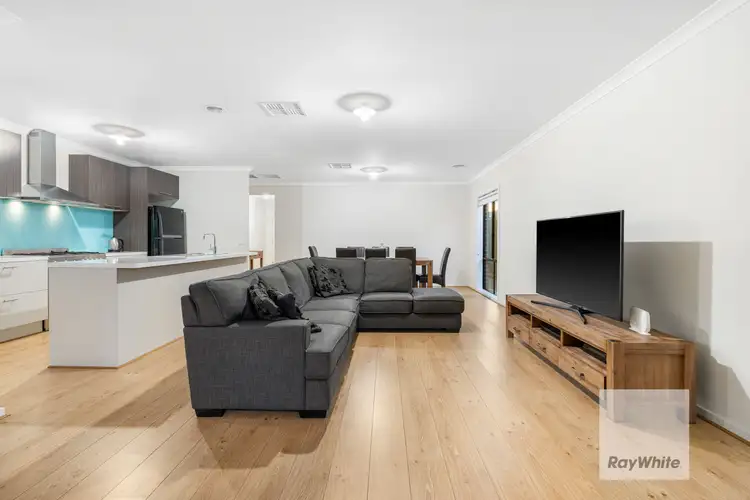 Fifth view of Homely house listing, 15 Fairbank Way, Maddingley VIC 3340