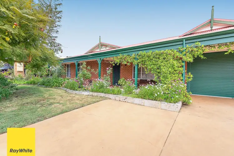 15 Longwood Mews, Landsdale WA 6065