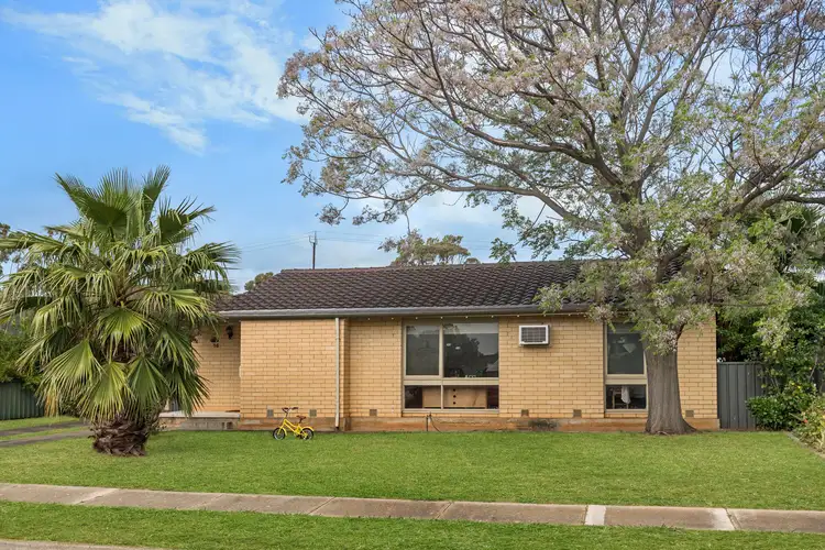 16 McCullogh Street, Elizabeth Downs SA 5113