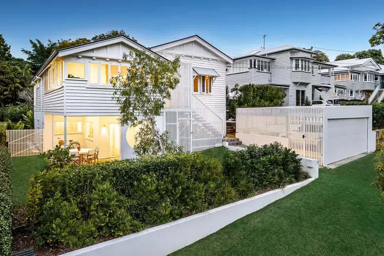 25 Theale Terrace, Ashgrove QLD 4060