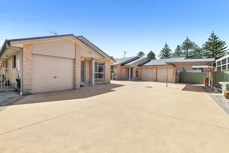 12 Monash Close, Tanilba Bay NSW 2319