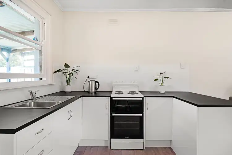 Fourth view of Homely semi-detached listing, 25 Pearce Crescent, Mount Gambier SA 5290