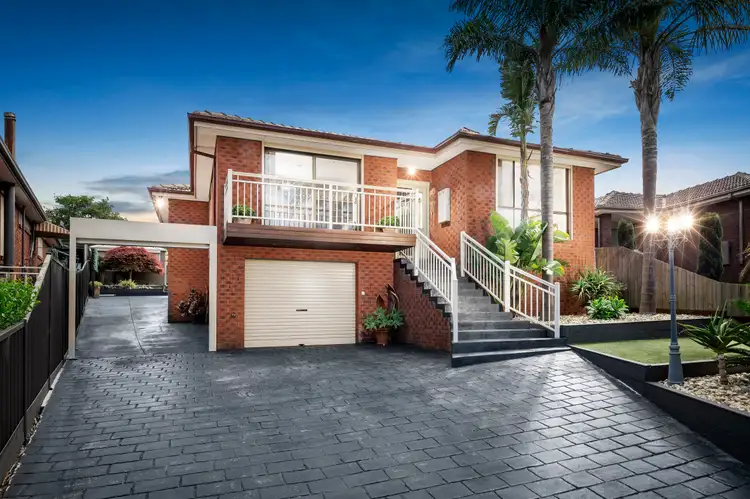 31 Thompson Circuit, Mill Park VIC 3082
