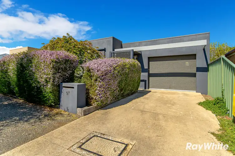 2/5 Chantelle Court, Kangaroo Flat VIC 3555