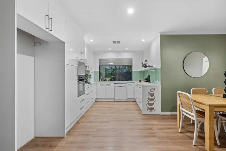 Fourth view of Homely house listing, 2 Angalea Place, Onkaparinga Hills SA 5163
