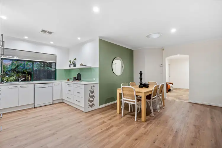 Fifth view of Homely house listing, 2 Angalea Place, Onkaparinga Hills SA 5163