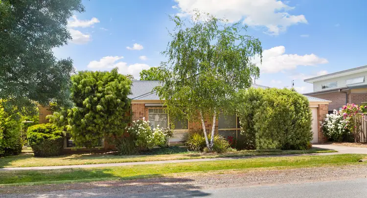 5 Station Street, Mansfield VIC 3722