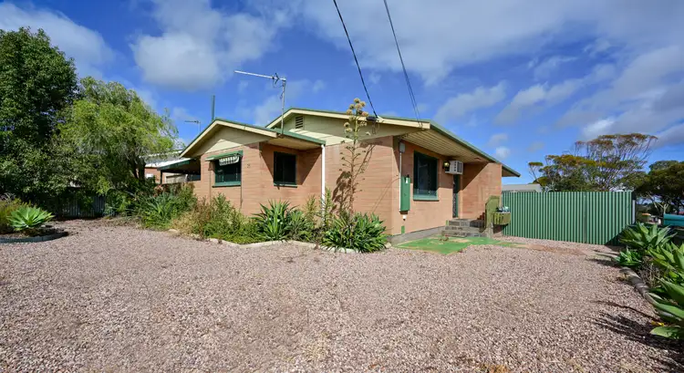 25 Thelma Street, Port Augusta SA 5700