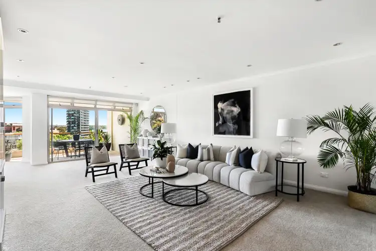 Third view of Homely apartment listing, 708/63 Crown Street, Woolloomooloo NSW 2011