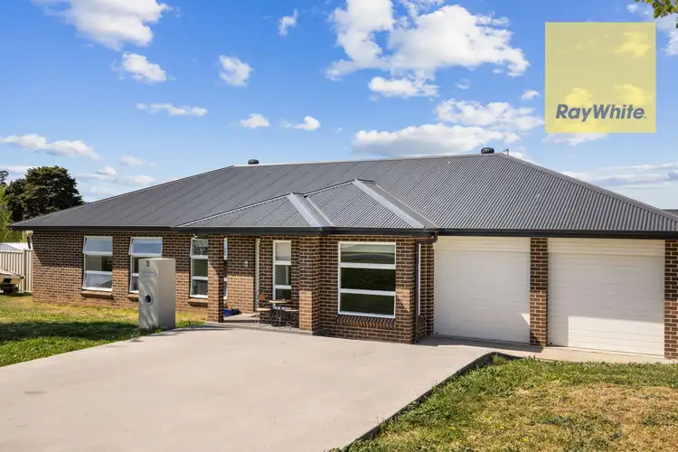 2 Quadrant Place, Goulburn NSW 2580
