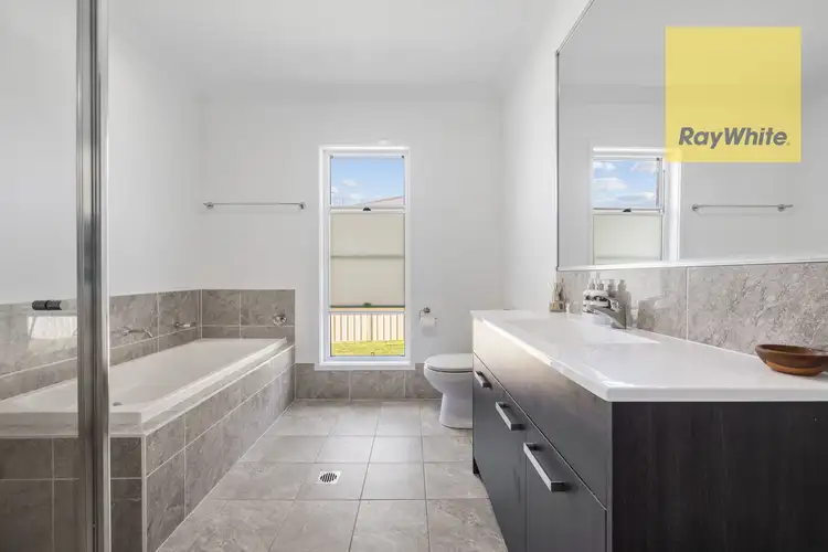 Sixth view of Homely house listing, 2 Quadrant Place, Goulburn NSW 2580
