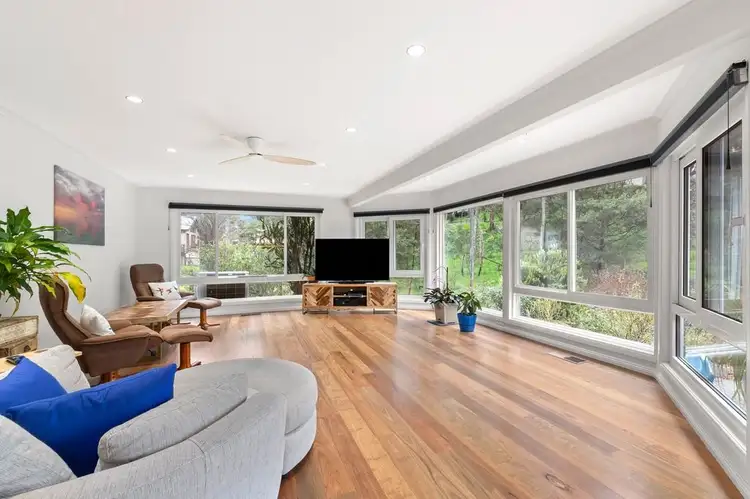 6 Valley Court, Diamond Creek VIC 3089